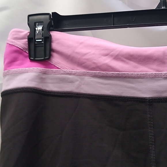 Lululemon gray capris pink and white waist - Picture 3 of 7